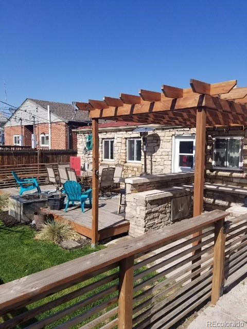 1559 Hooker Street - Photo 1