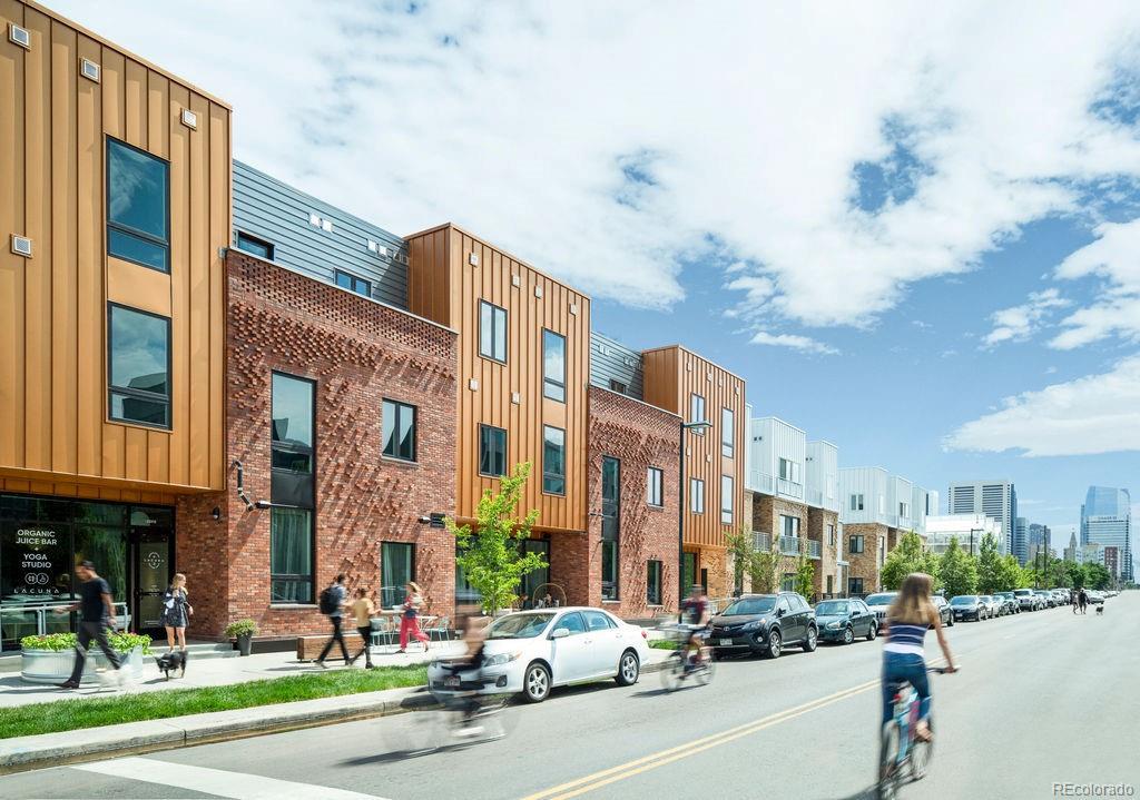 2550 Lawrence Street - Photo 1
