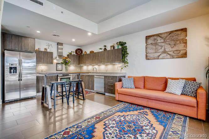 410 Acoma Street - Photo 1