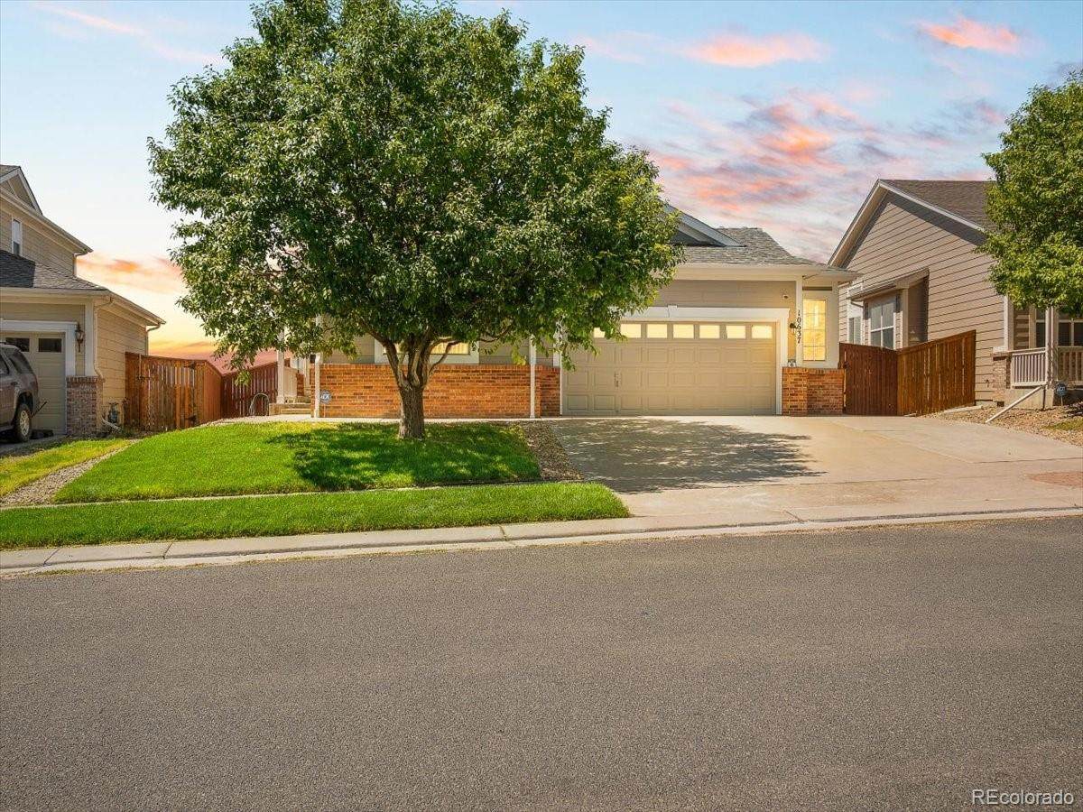 10637 Kittredge Street - Photo 1