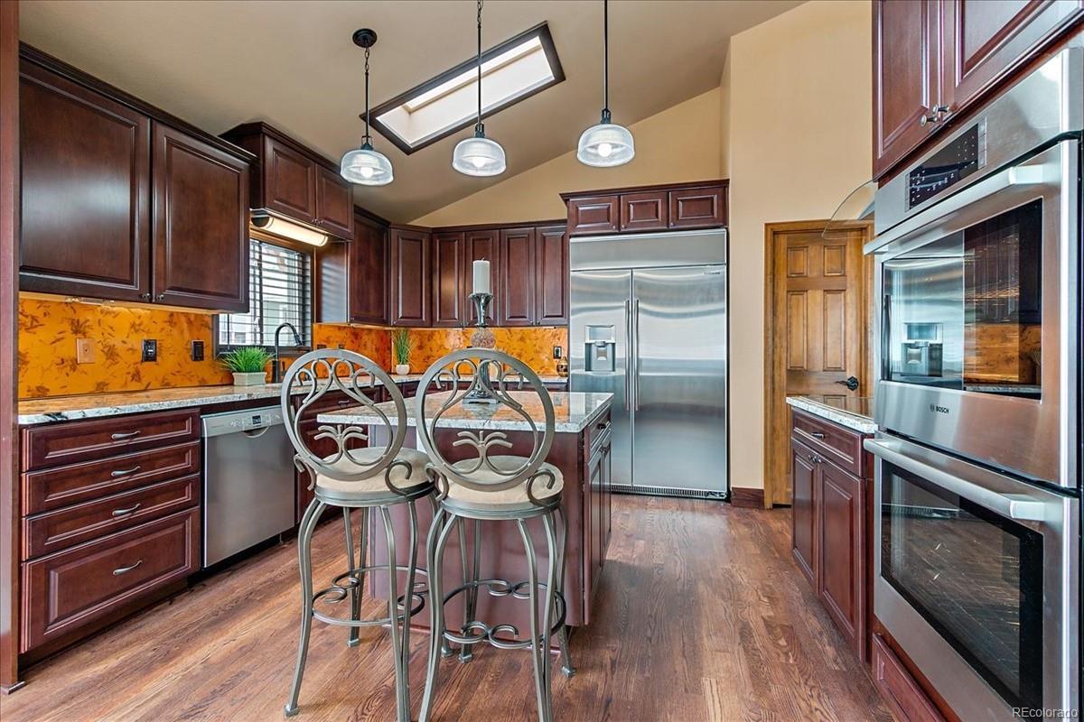 816 Meadow Run - Photo 1