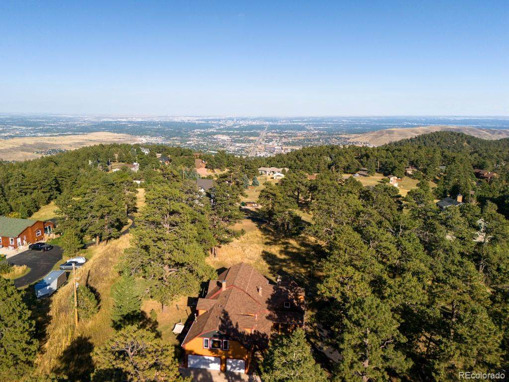 21531 Main Avenue - Photo 1