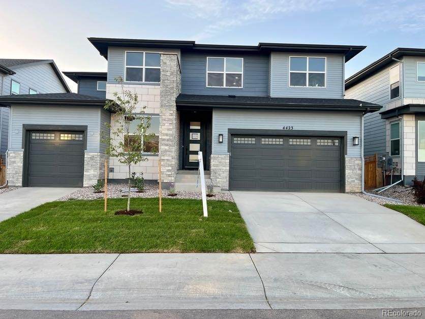 4423 Hickory Hill Street - Photo 1