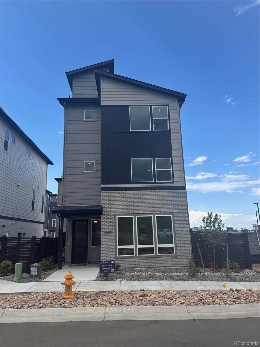 10880 Hinsdale Circle - Photo 1