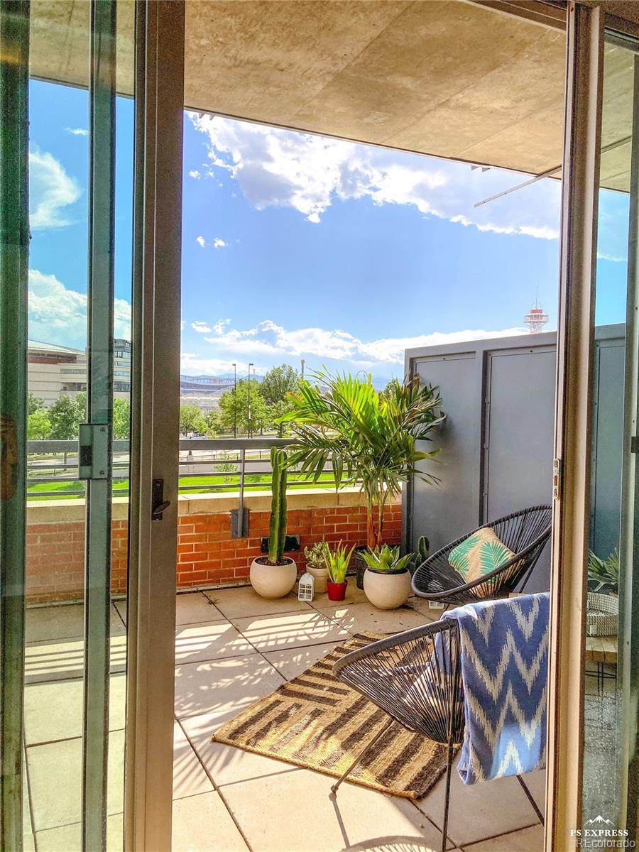 1401 Wewatta Street - Photo 1