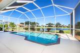 2525 Jasmine Way - Photo 2