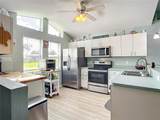 2843 Abbotsford Street - Photo 7
