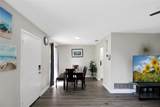 1127 De Leo Drive - Photo 5