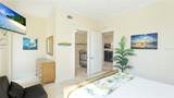 1027 Crescent Street - Photo 14