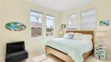 1027 Crescent Street - Photo 16