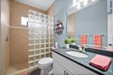 360 Capri Isles Court - Photo 45