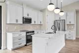 2375 Saybrook Avenue - Photo 5