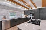 2833 Bay Shore Circle - Photo 11