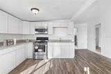 221 Duxbury Avenue - Photo 8