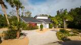 733 Tropical Circle - Photo 1