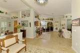 410 Wellington - Photo 9