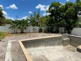 2483 Bay Street - Photo 40