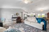 9601 Calumet Boulevard - Photo 3