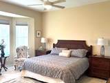 9480 Forest Hills Circle - Photo 18