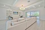 4815 Sunset Boulevard - Photo 8