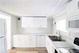 1745 Oak Street - Photo 3