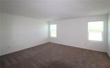 10915 Bluestem Cove - Photo 13
