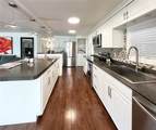 415 Oakwood Boulevard - Photo 17