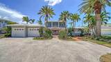 878 Freeling Drive - Photo 3