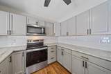 2953 Oak Street - Photo 11