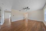 2953 Oak Street - Photo 7