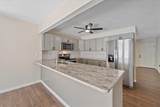 2953 Oak Street - Photo 8