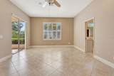 8047 Desoto Woods Drive - Photo 32