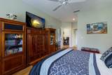 915 Barclay Court - Photo 14