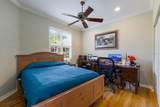 915 Barclay Court - Photo 16