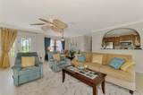 74 Windsor Drive - Photo 18