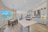 5523 Secluded Oaks Way - Photo 15