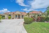 5523 Secluded Oaks Way - Photo 3