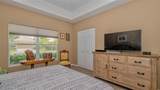 7357 Fountain Palm Circle - Photo 17