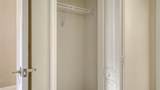 811 Fairwaycove Lane - Photo 32