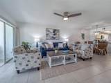 5204 Wedgewood Lane - Photo 5