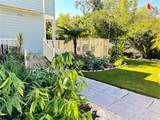 324 Julia Place - Photo 11