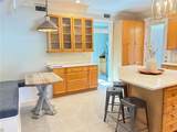324 Julia Place - Photo 15