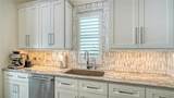 1659 Devonshire Lane - Photo 15