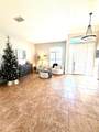 388 Hammock Oak Circle - Photo 4