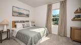 686 Gladstone Way - Photo 12