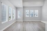 2340 Lindstrom Street - Photo 5