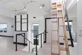 2502 Avenue B - Photo 16