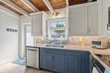 6006 Midnight Pass Road - Photo 10