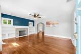 2726 8TH Avenue - Photo 6