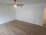 6011 Greenwood Lane - Photo 7